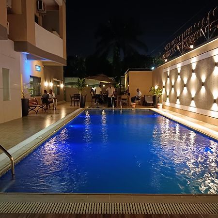 Hotel Golf Coast Kinshasa Exterior photo